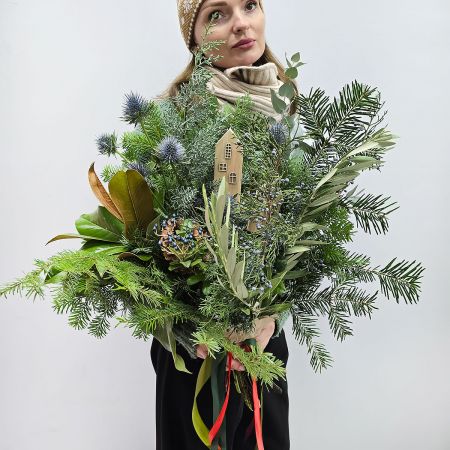 Букет зимний домашний из разной хвои