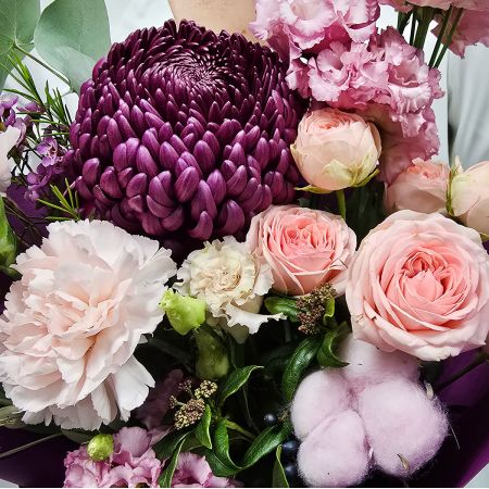 Лиловость ласковых встреч букет с бургунди