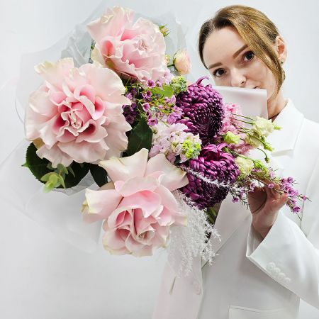 Глубокие чувства букет в пурпурных оттенках