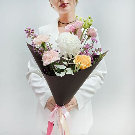 Осень розовых воспоминаний букет с хризантемой