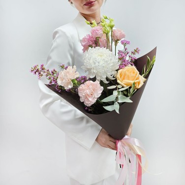 Осень розовых воспоминаний букет с хризантемой