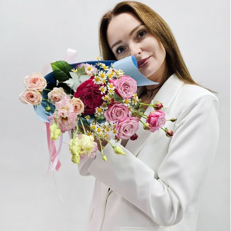 Голубая история букет летний