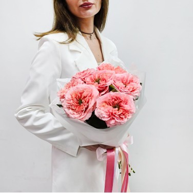 Пионовидные розы мандарин 7 шт