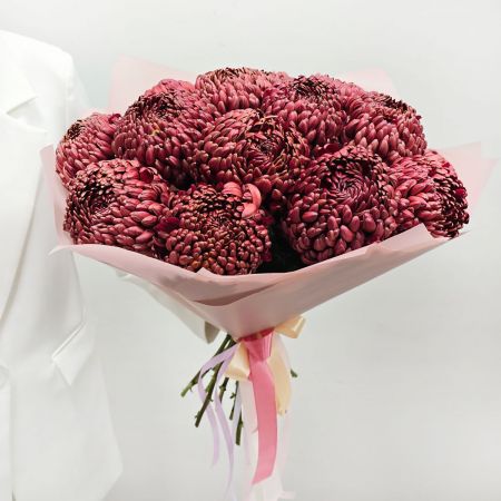 Большой букет из хризантем бигуди