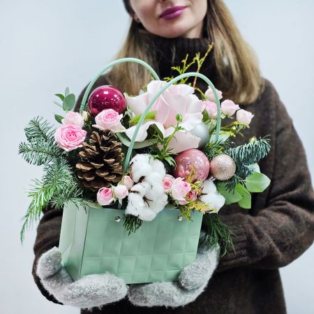 Зимняя композиция в сумочке