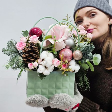 Зимняя композиция в сумочке