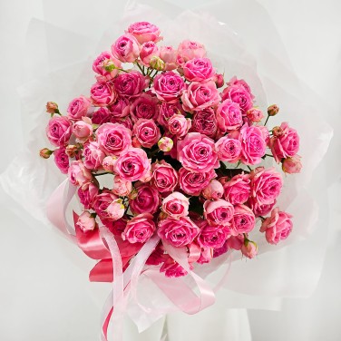 Букет кустовых пионовидных роз Малиновость 19