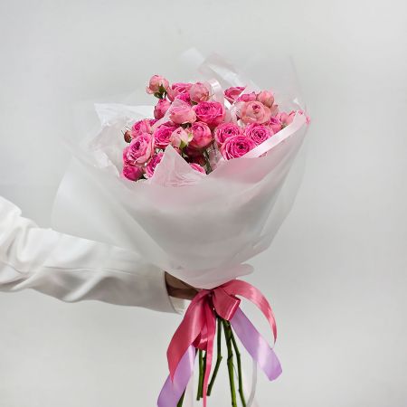 Букет кустовых пионовидных роз Малиновость 7