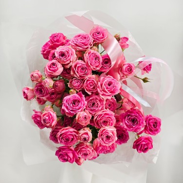 Букет кустовых пионовидных роз Малиновость 11