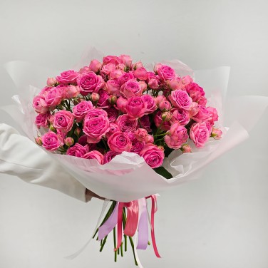 Букет кустовых пионовидных роз Малиновость 15