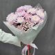 Букет розовых хризантем с гипсофилой Нежность