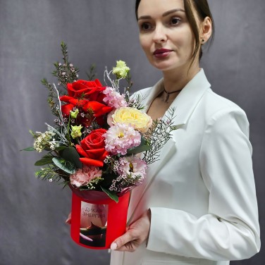 Дикая страсть букет французских роз в коробке