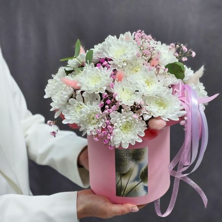 Букет белых хризантем Вечность в коробке