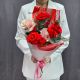 Букет с алыми французскими розами Заворожила