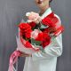Букет с алыми французскими розами Заворожила