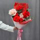 Букет с алыми французскими розами Заворожила