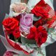 Букет с алыми французскими розами Заворожила