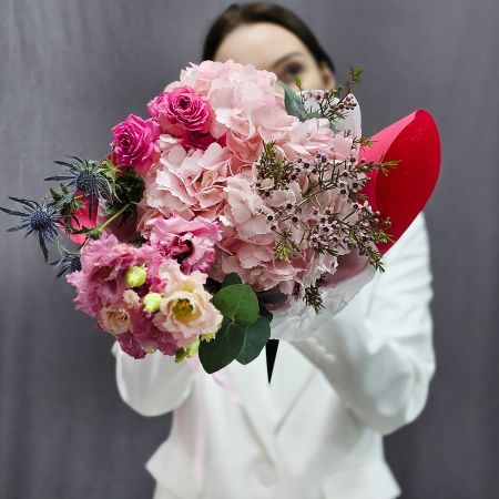 Букет с гортензией Розовое сияние