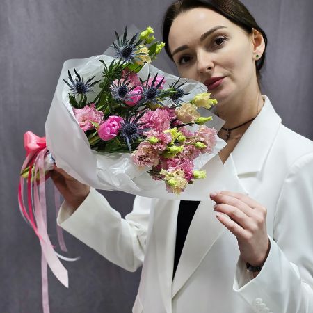 Букет лизиантуса Нежнянка колючая