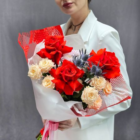 Букет алых роз Ветер страсти