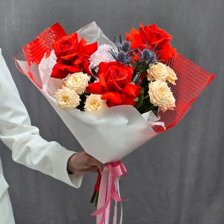 Букет алых роз Ветер страсти