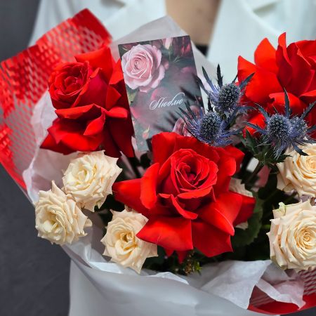 Букет алых роз Ветер страсти
