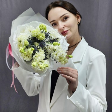 Букет белого лизиантуса Недотрога