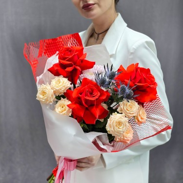 Букет алых роз Ветер страсти