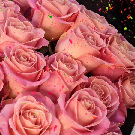 Арт-Букет из 25 Эквадорских роз Хермоза