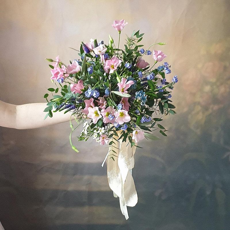 Букет из шаров "ромашки". Цветы из шариков воздушных. Оксипеталум в букете. Букет "воздушный комплимент". Воздушный букет.